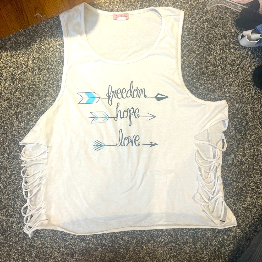 Teens XL tank top. Miss popular